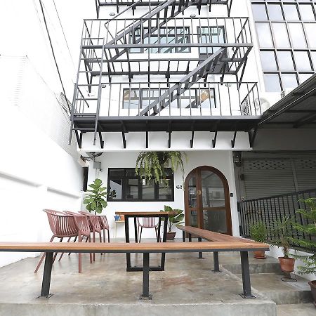 Apartment45 Hostel Бангкок Екстер'єр фото
