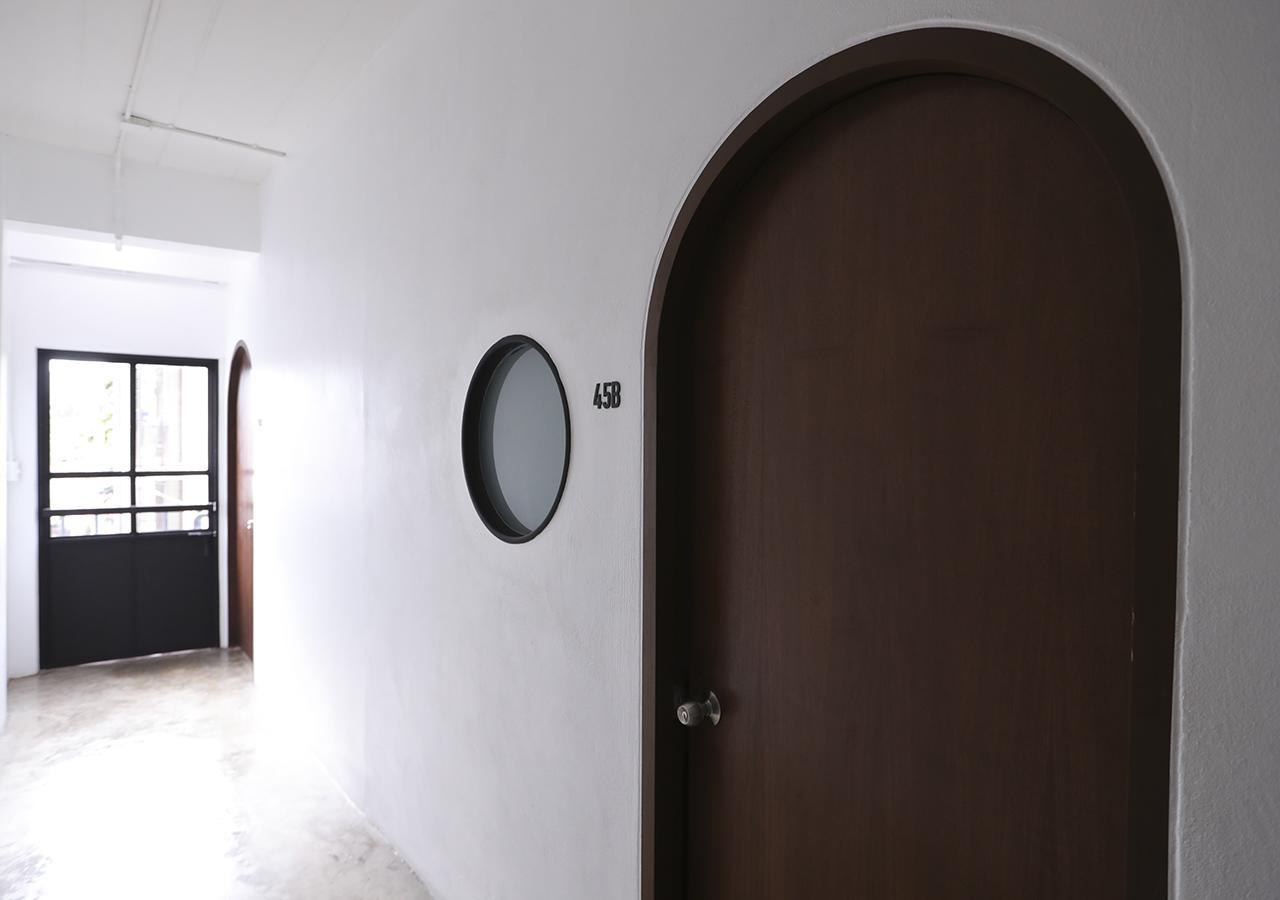 Apartment45 Hostel Бангкок Екстер'єр фото